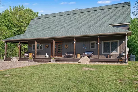 53649 Flatbush Rd, Flowerfield, MI 49067