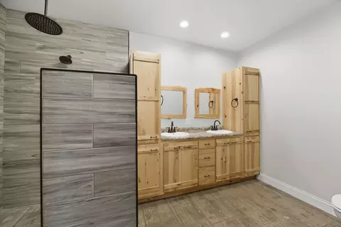 Bath - 64778 Union Rd, Calvin, MI 49031 photo 3 of 5