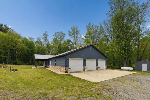 Exterior - 64778 Union Rd, Calvin, MI 49031 photo 3 of 12