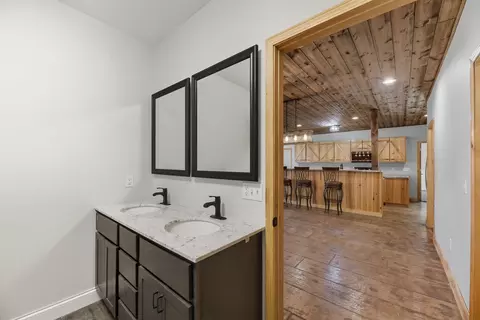 Entry Way - 64778 Union Rd, Calvin, MI 49031 photo 4 of 4