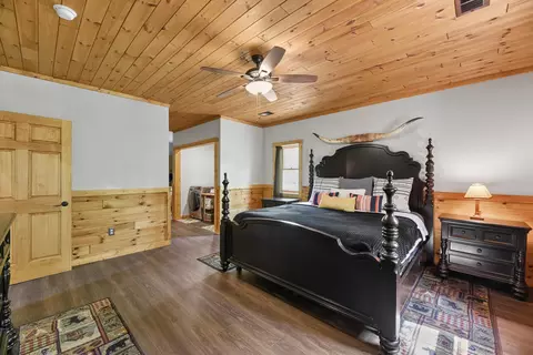 Bedroom - 64778 Union Rd, Calvin, MI 49031 photo 2 of 9