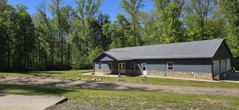 Exterior - 64778 Union Rd, Calvin, MI 49031 photo 5 of 12