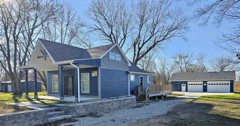 1982 S Benton Center Rd, Benton, MI 49022