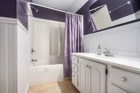 Bath - 1908 Kaiser Rd, Weesaw, MI 49113 photo 2 of 3