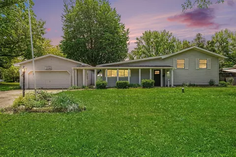 22361 Happy Dr, Lagrange, MI 49031