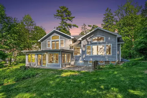 76675 11th Ave, South Haven, MI 49090