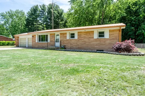 1846 Maple Ln, Hagar, MI 49022