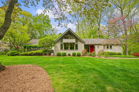 3020 Dozer Dr, St. Joseph, MI 49085