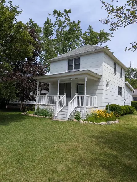 9567 Maplewood Ave, Bridgman, MI 49106