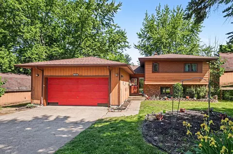 7343 Lakeridge Rd, Casco, MI 49090
