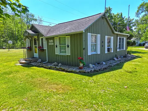 66205 94th Ave, Keeler, MI 49047