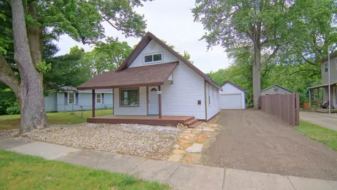 40 River St, Niles, MI 49120