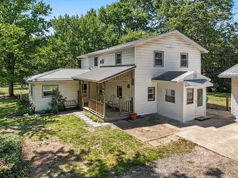 71295 Ironwood Dr, Milton, MI 49120