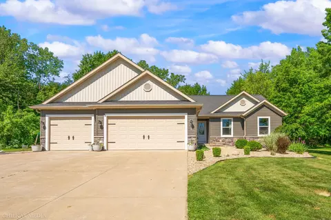 11832 Baldwin Rd, Lake, MI 49106