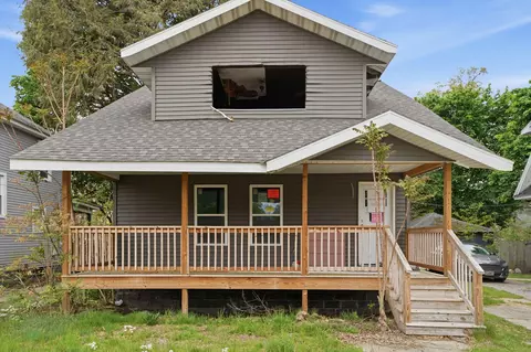 1771 Sanford St, Muskegon, MI 49441