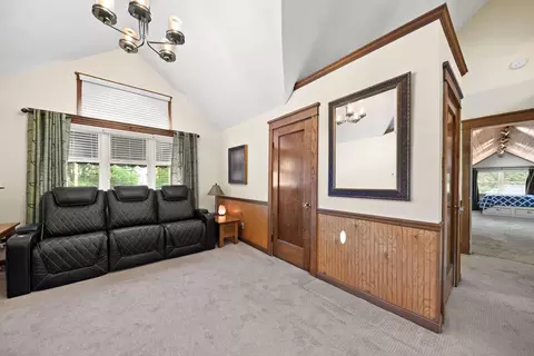 Entry Way - 2 E Ash St E, Three Oaks, MI 49128 photo 5 of 7