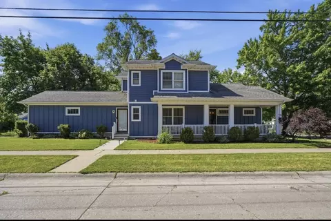 1015 Monroe St, Benton Harbor, MI 49022