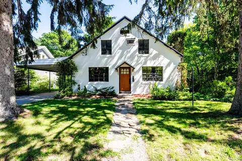 312 W Chicago St, Buchanan, MI 49107