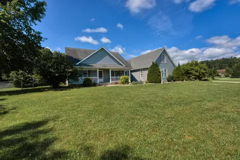 3860 Gateway Ln, Bertrand, MI 49120