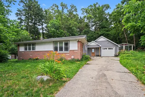 1519 N Philip Rd, Niles, MI 49120