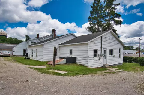 Exterior - 931 Cherry St, Niles, MI 49120 photo 3 of 8