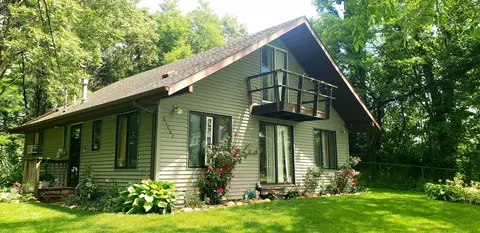 63062 Lakeshore Dr, Keeler, MI 49047
