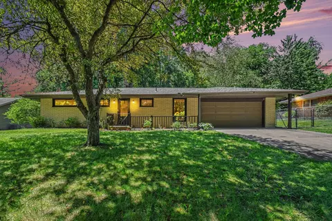 734 Hance St, Niles, MI 49120