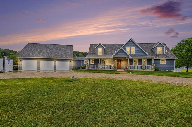 50790 Pleasant St, Silver Creek, MI 49047
