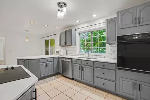 Kitchen - 220 E James St, Lawrence, MI 49064 photo 1 of 2