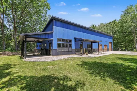 86960 County Road 681, Keeler, MI 49045