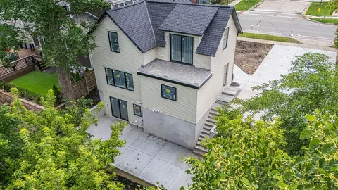 926 Lake Blvd, St. Joseph, MI 49085