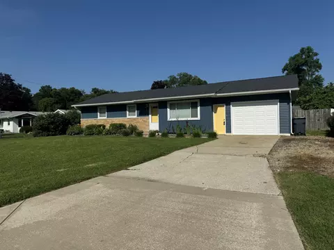 317 E Washington St, Berrien Springs, MI 49103