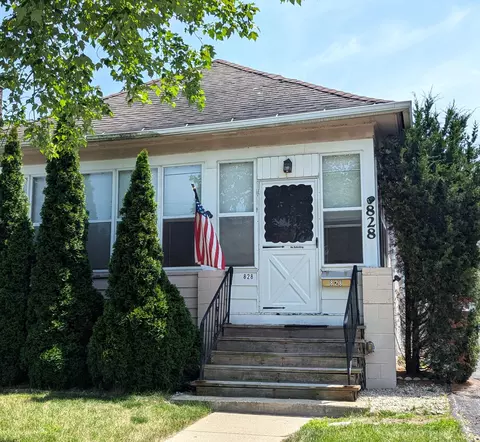 828 Lewis Ave, St. Joseph, MI 49085