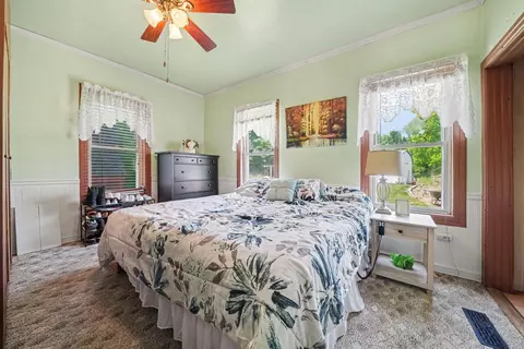 Bedroom - 829 E Wagner Rd, Buchanan, MI 49107 photo 1 of 5