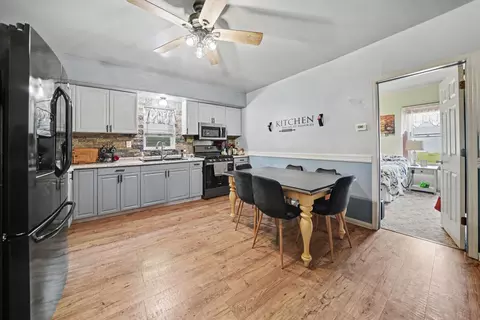 Kitchen - 829 E Wagner Rd, Buchanan, MI 49107 photo 1 of 2