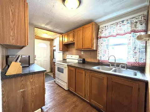 Kitchen - 210 E Ash St, Three Oaks, MI 49128 photo 2 of 2