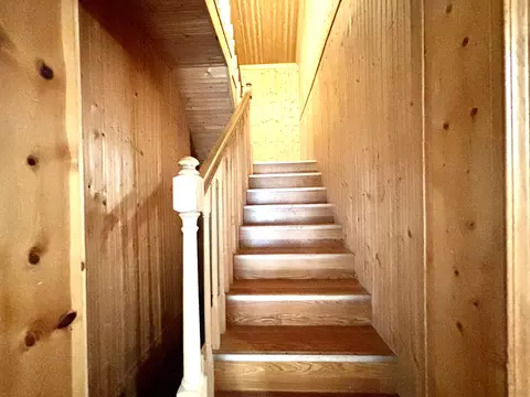 Entry Way - 210 E Ash St, Three Oaks, MI 49128 photo 2 of 2