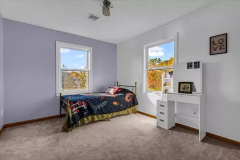 Bedroom - 3123 140th Ave, Salem, MI 49323 photo 2 of 5