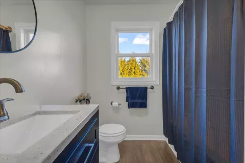 Bath - 3123 140th Ave, Salem, MI 49323 photo 5 of 6
