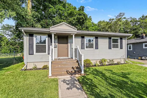 1166 Hurd Ave, Benton Harbor, MI 49022
