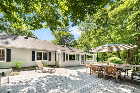 Exterior - 5515 Kaiser Rd, Chikaming, MI 49125 photo 4 of 9