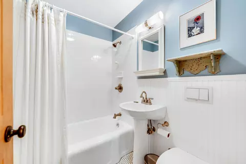 Bath - 5515 Kaiser Rd, Chikaming, MI 49125 photo 2 of 2