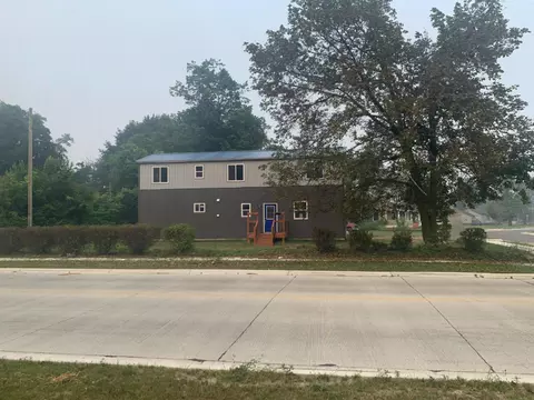 576 Pipestone St, Benton Harbor, MI 49022