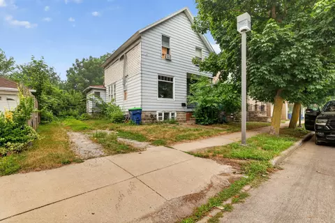 909 N Johnson St, Bay City, MI 48708