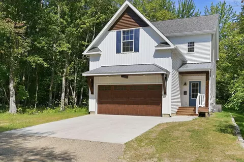 453 Sunset Pkwy, Casco, MI 49090
