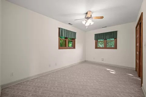 Bedroom - 500 Tuttle Rd, Baroda, MI 49101 photo 5 of 8