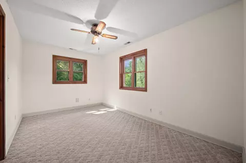 Bedroom - 500 Tuttle Rd, Baroda, MI 49101 photo 7 of 8