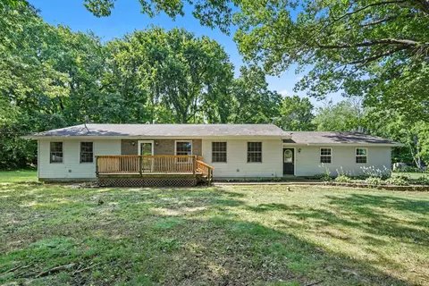 27911 Gideon St, Lagrange, MI 49047