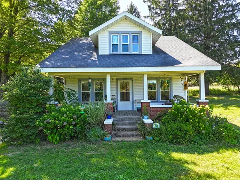5760 Martin Rd, Hagar, MI 49038