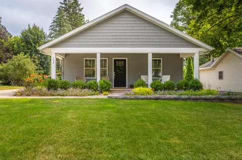 608 S Main St, Berrien Springs, MI 49103